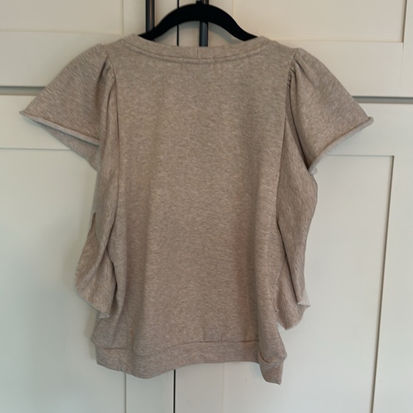 Evereve Fallon Crewneck Flutter Top - Picture 9 of 14